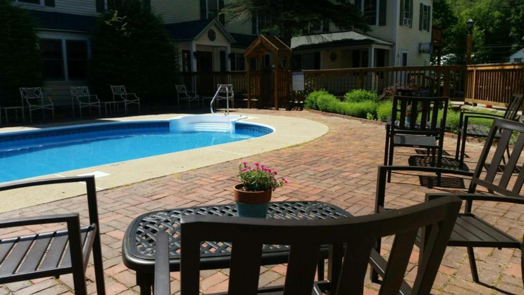 Inn At Ellis River Jackson Buitenkant foto